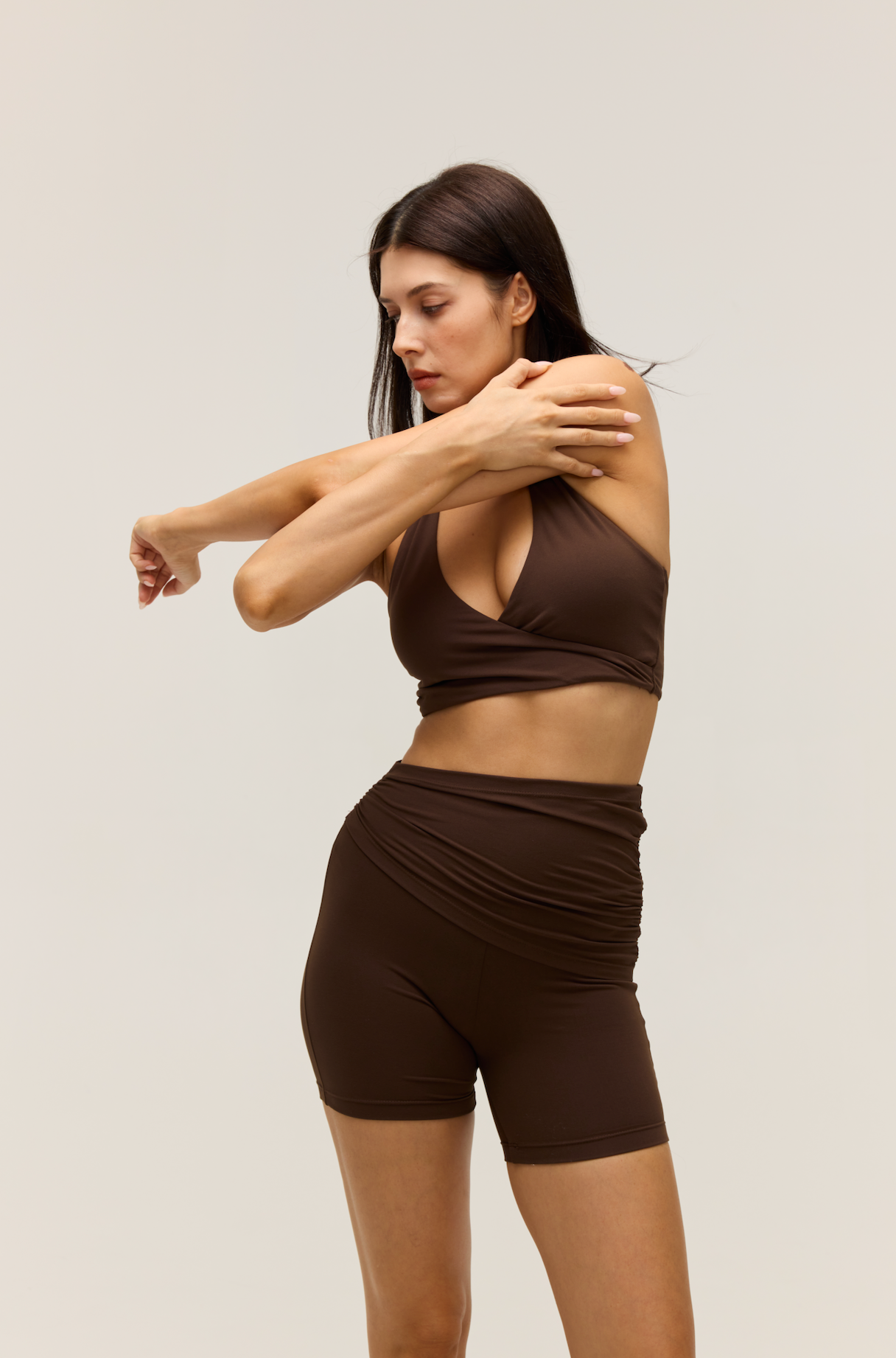 CROSS-BACK HALTER TANK|CHOCO