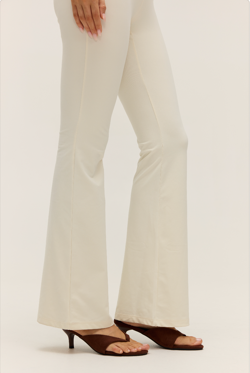FOLD-OVER FLARE BOTTOM | SANDY WHITE