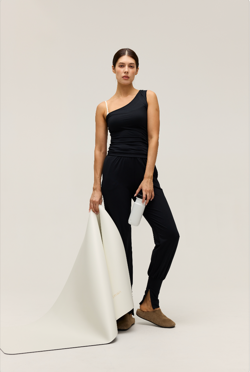 KNITTED SLIM ANKLE JOGGER PANTS | BLACK