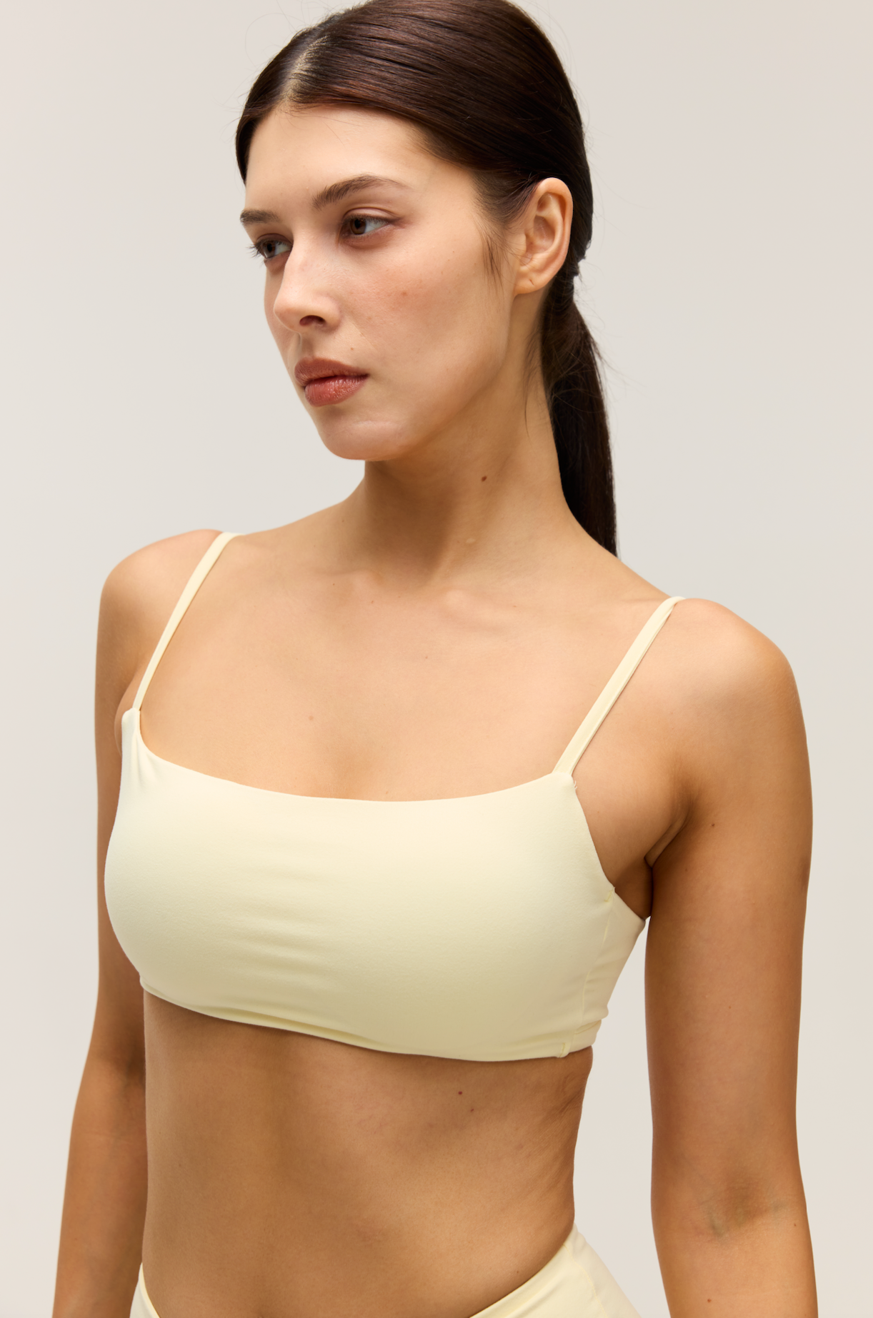 ESSENTIAL CROP | BUTTER CREAM