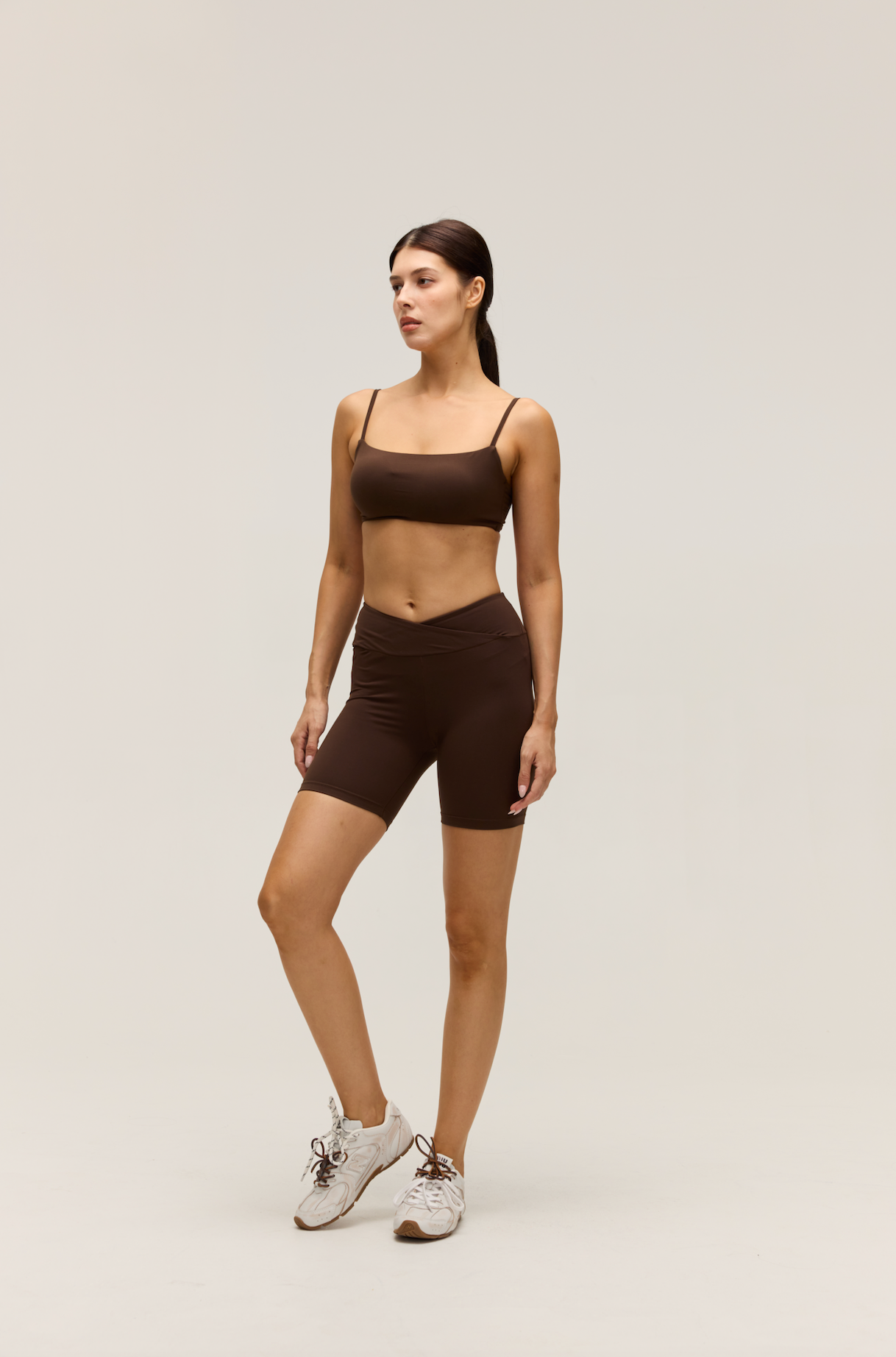 ESSENTIAL CROP｜CHOCO