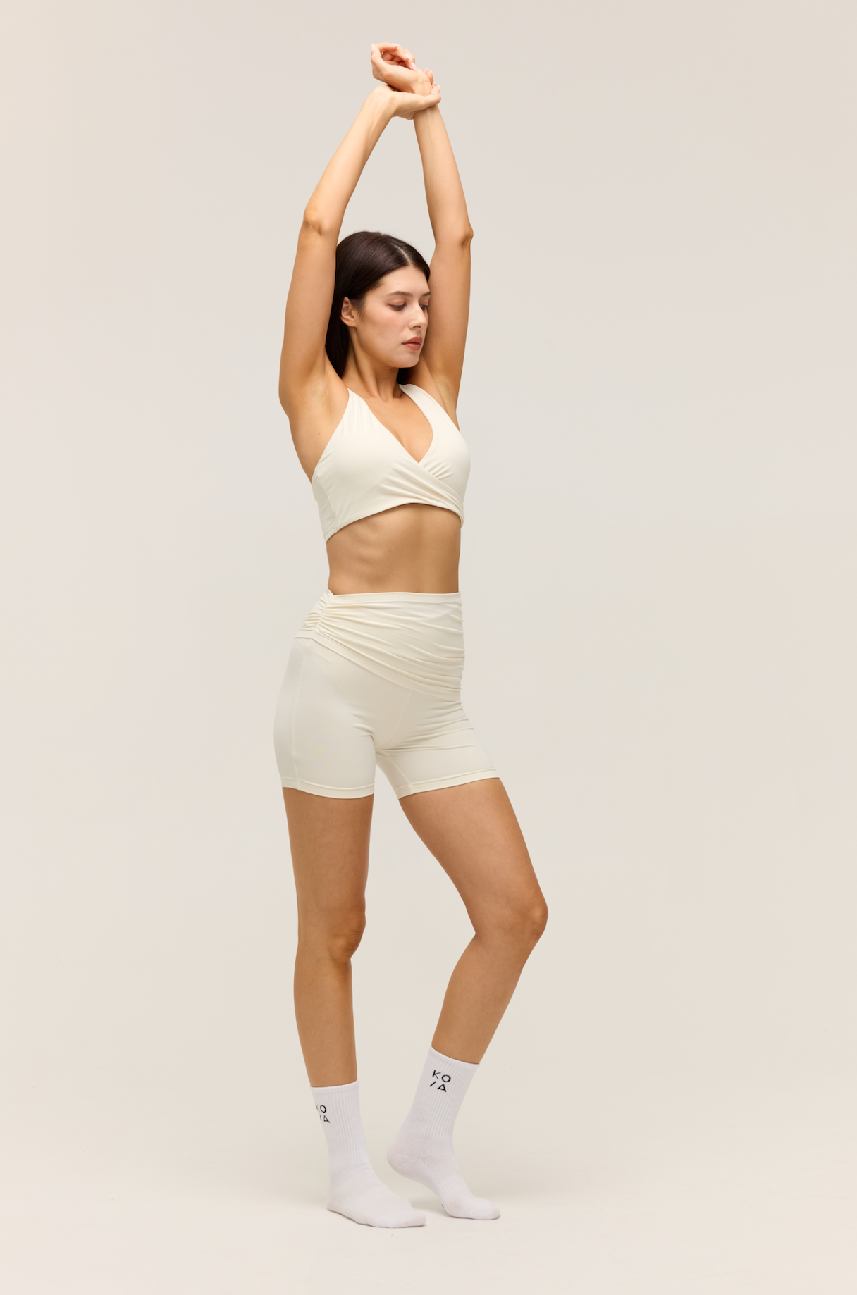 CROSS-BACK HALTER TANK｜SANDY WHITE