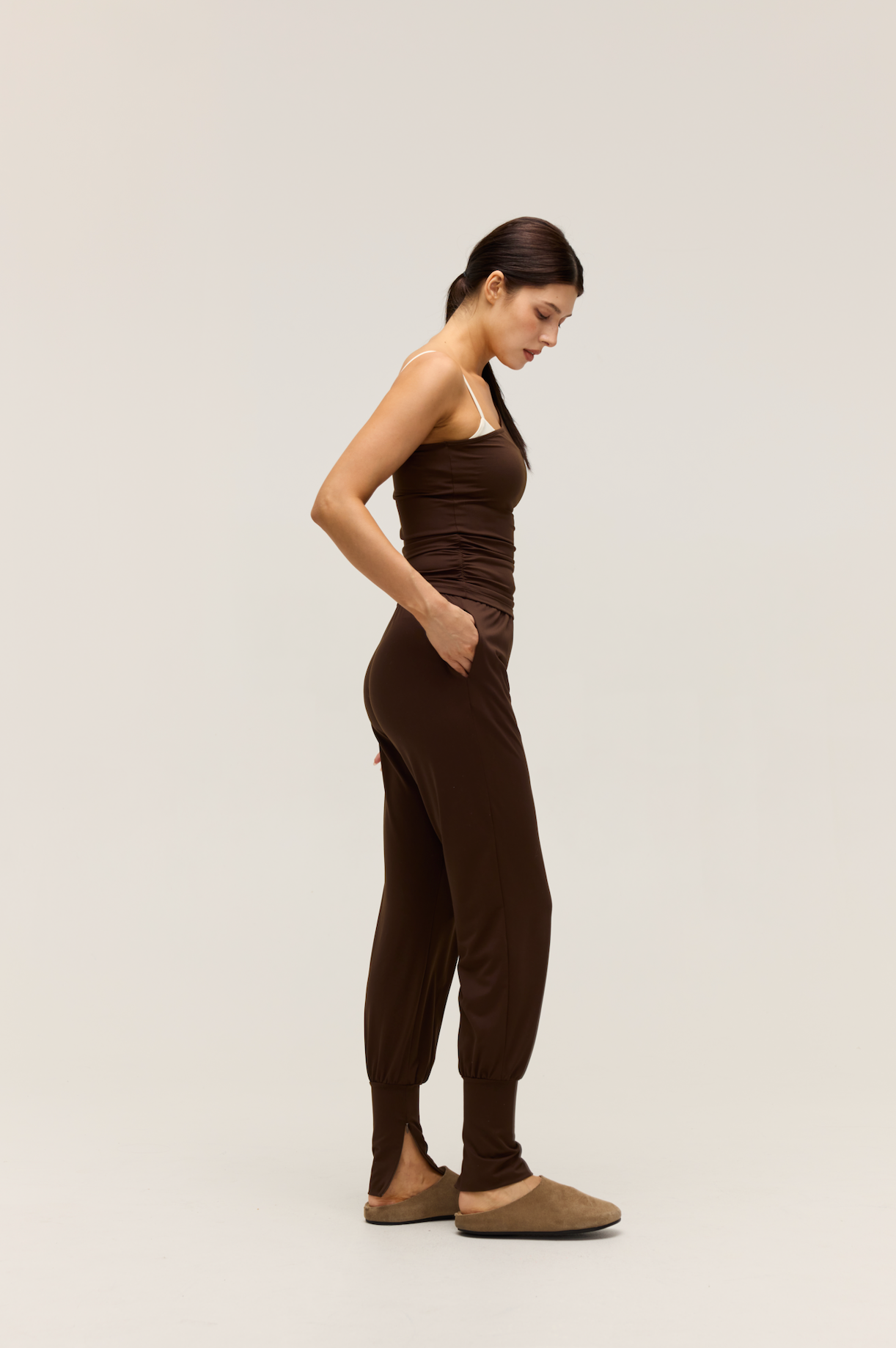 ASYMMETRIC ONE SHOULDER TANK TOP｜CHOCO