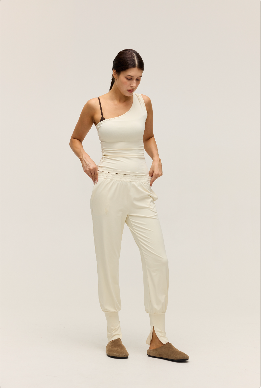 KNITTED SLIM ANKLE JOGGER PANTS | SANDY WHITE