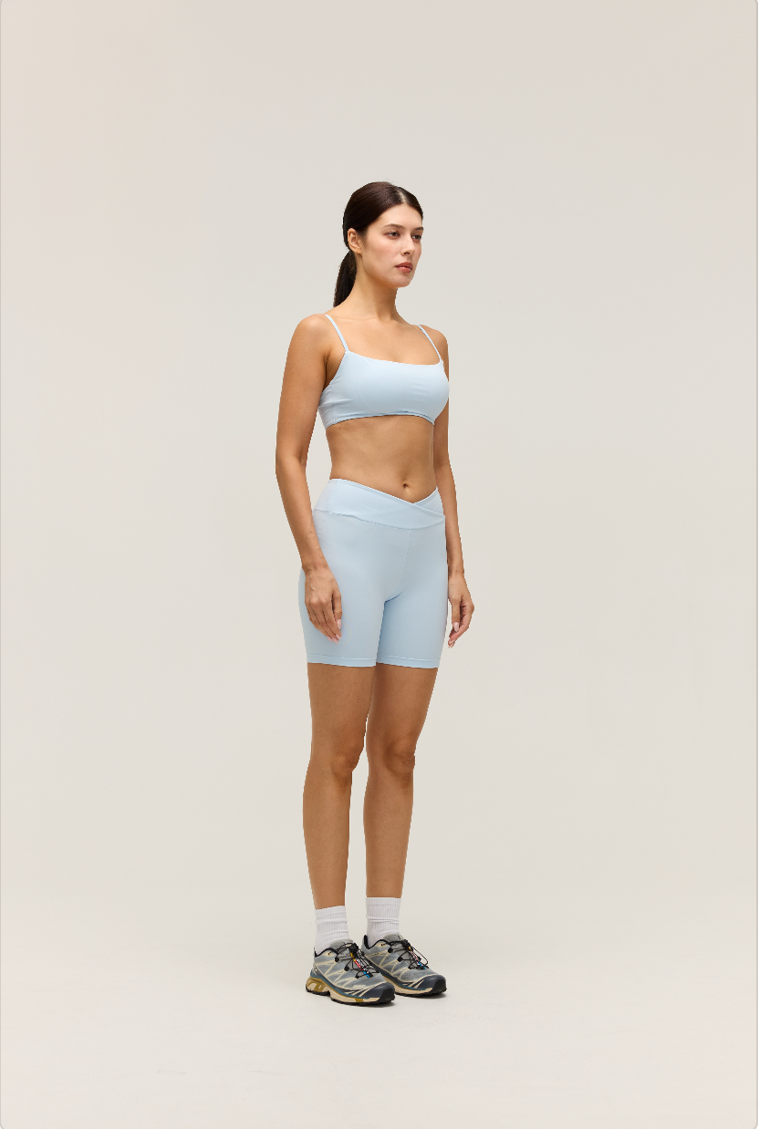 HIGH-WAISTED CROSSOVER SHORTS 6'' | POWDER BLUE
