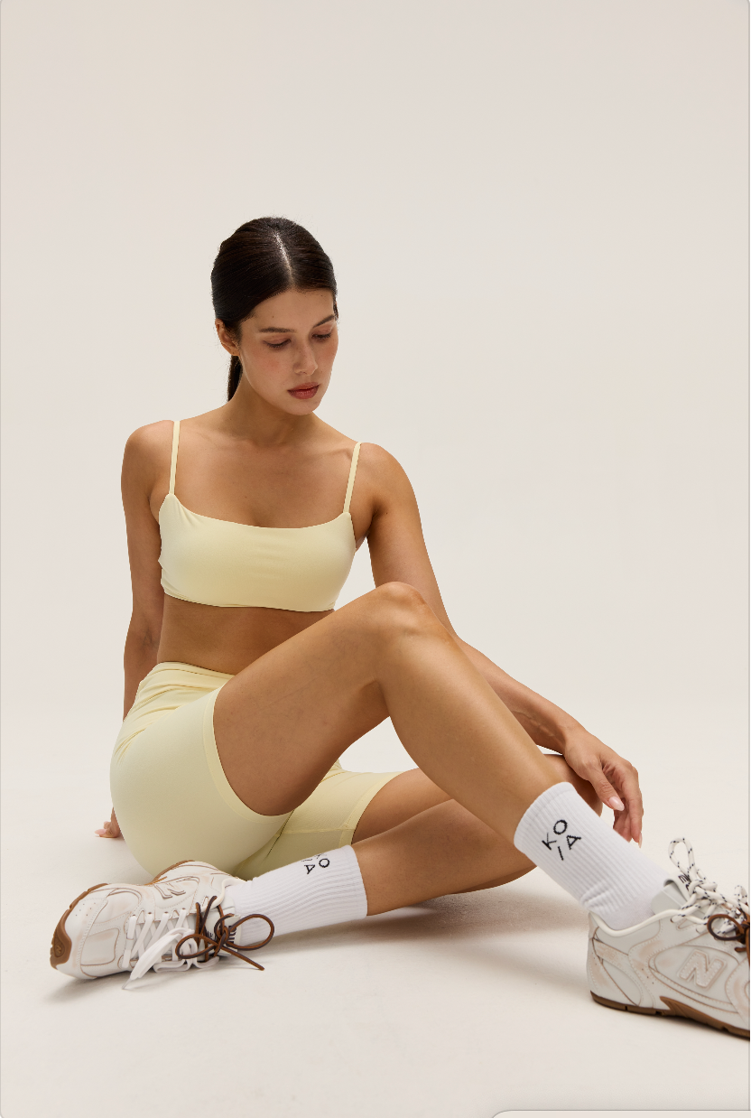 HIGH-WAISTED CROSSOVER SHORTS 6'' | BUTTER CREAM