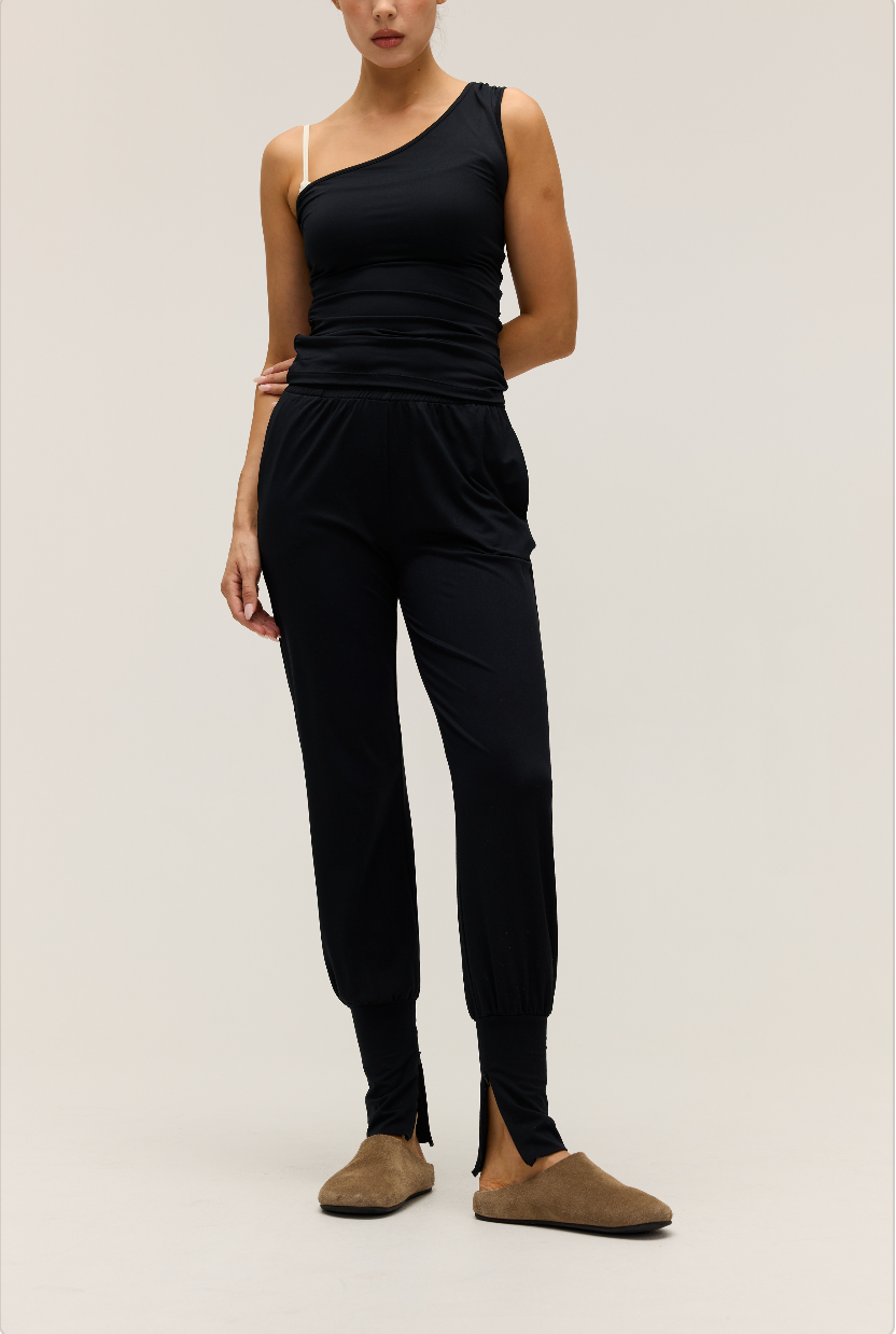 KNITTED SLIM ANKLE JOGGER PANTS | BLACK