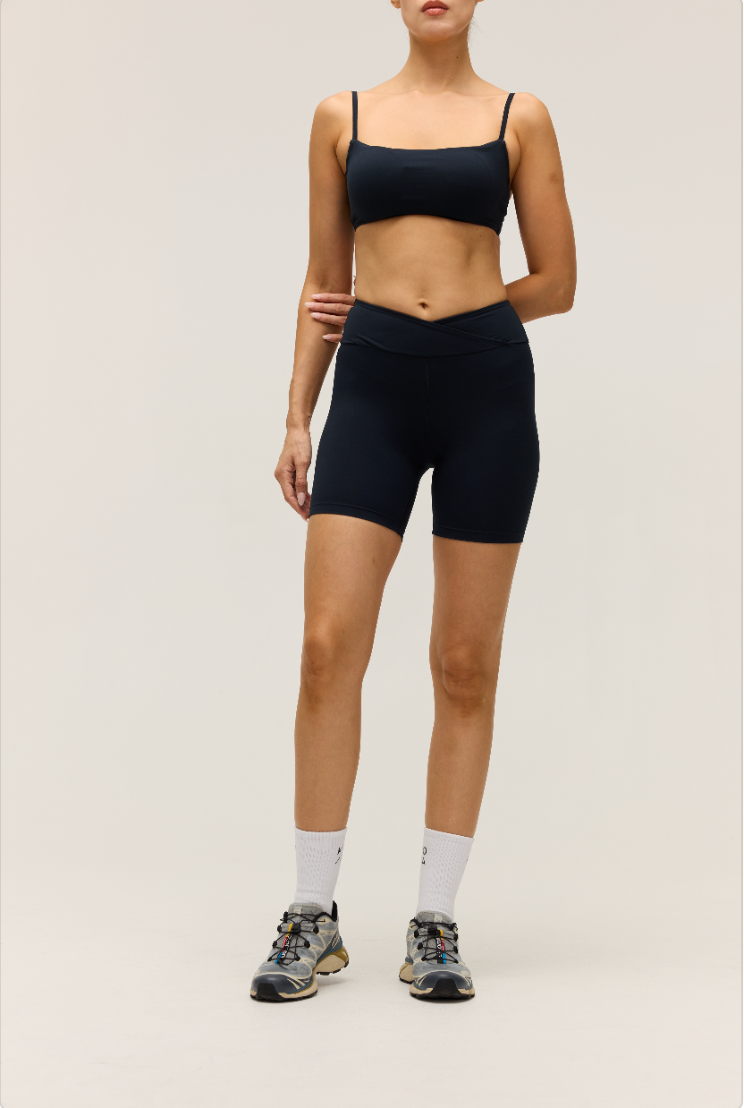 HIGH-WAISTED CROSSOVER SHORTS 6'' | DARK NAVY